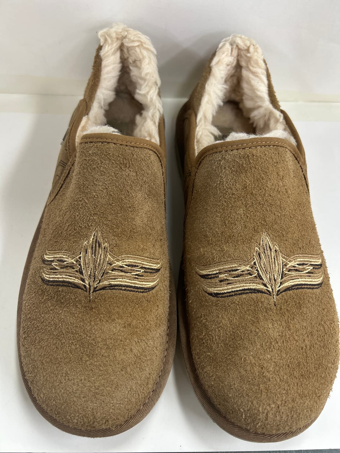 칠드런 오브 더 디스코댄스 UGG 콜라보 자수 슬리퍼 9 상품이미지2