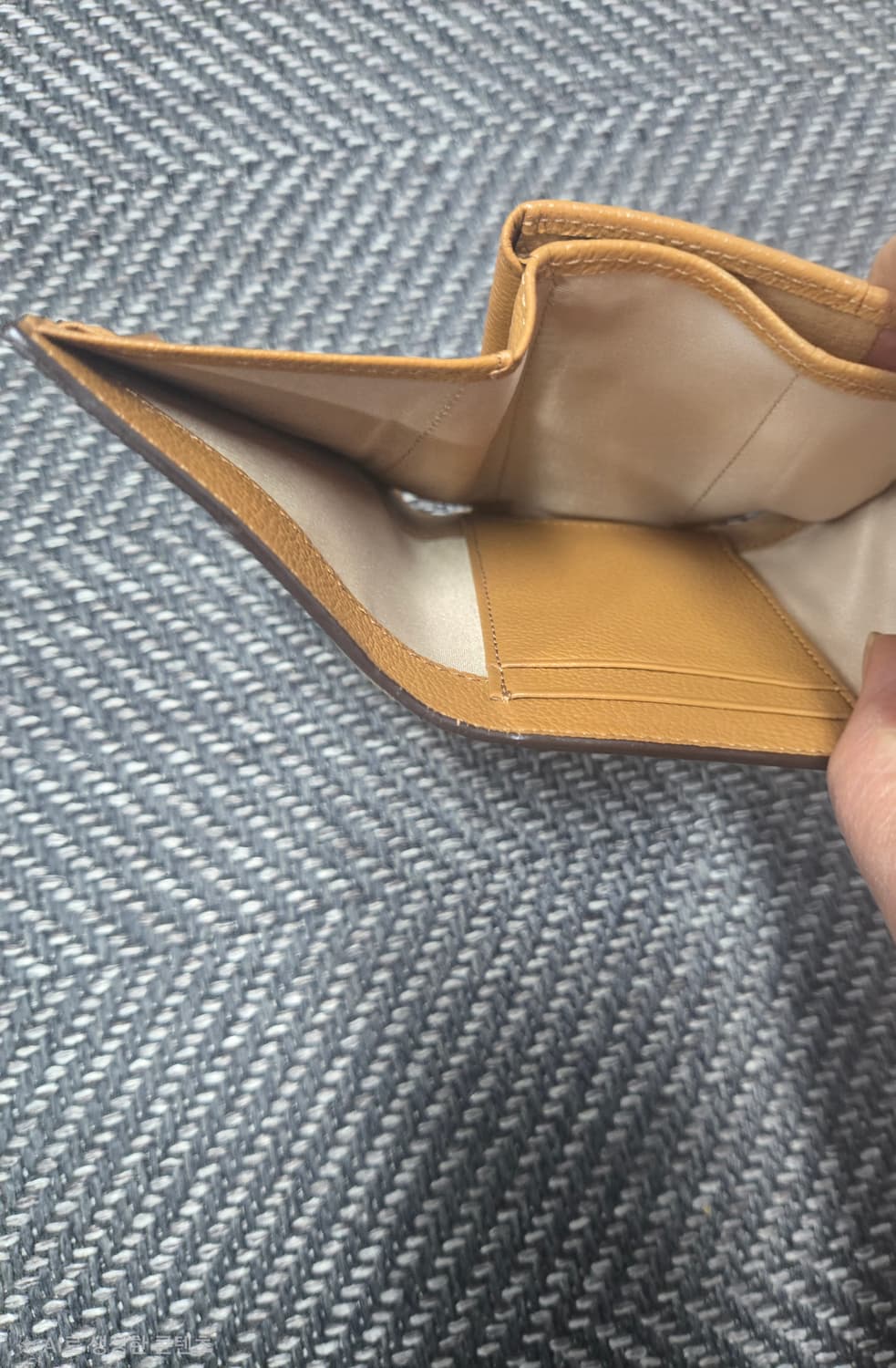 쿠론 C 반지갑 브라운 상품이미지8