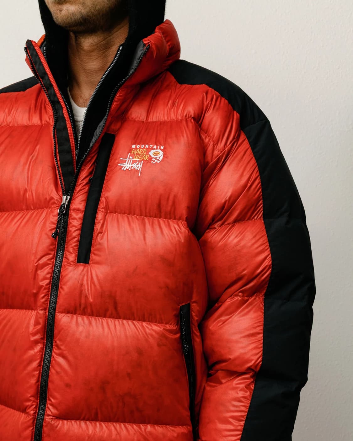 Stussy Mountain Hardwear Down Jacket Red 상품이미지3