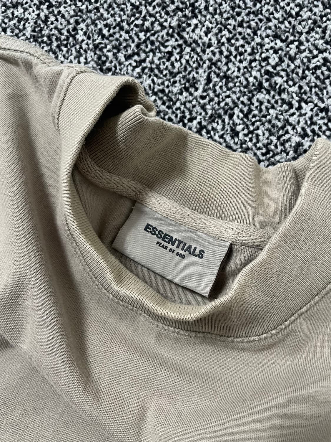 빈티지9. 피어오브갓 에센셜 롱 슬리브 긴팔 티셔츠 맨투맨 오트밀 토프 상품이미지4