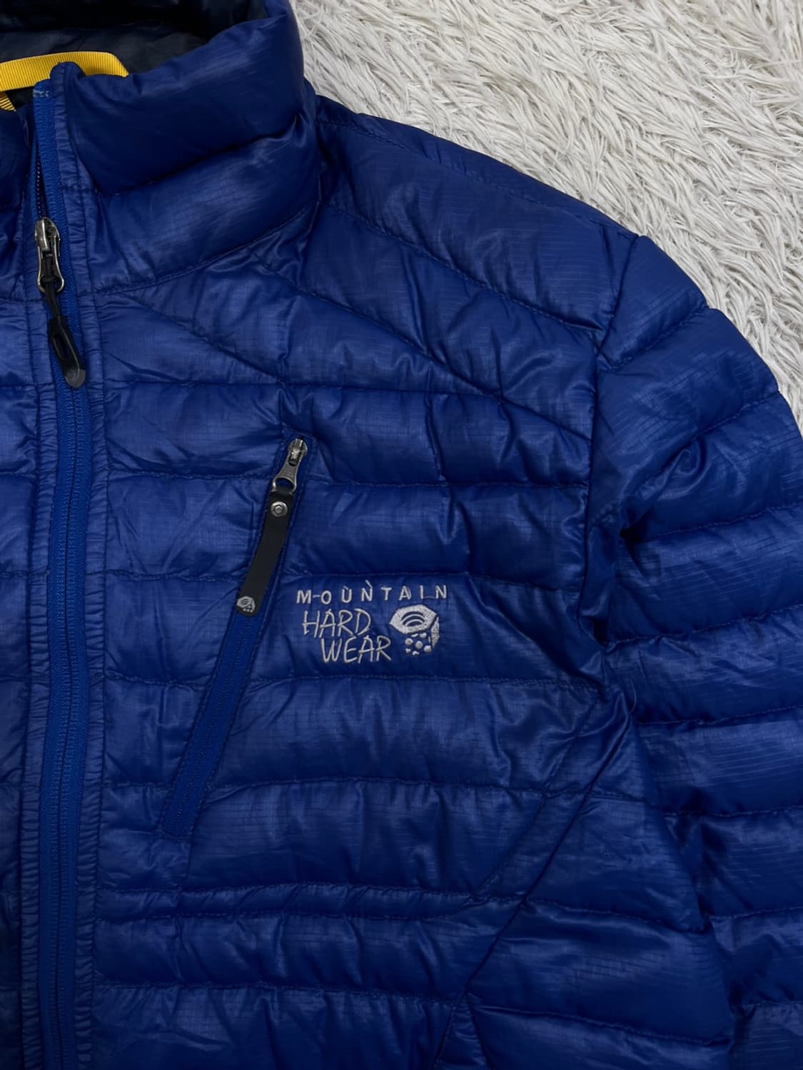 마운틴하드웨어 구스다운 경량 패딩/#114 상품이미지2