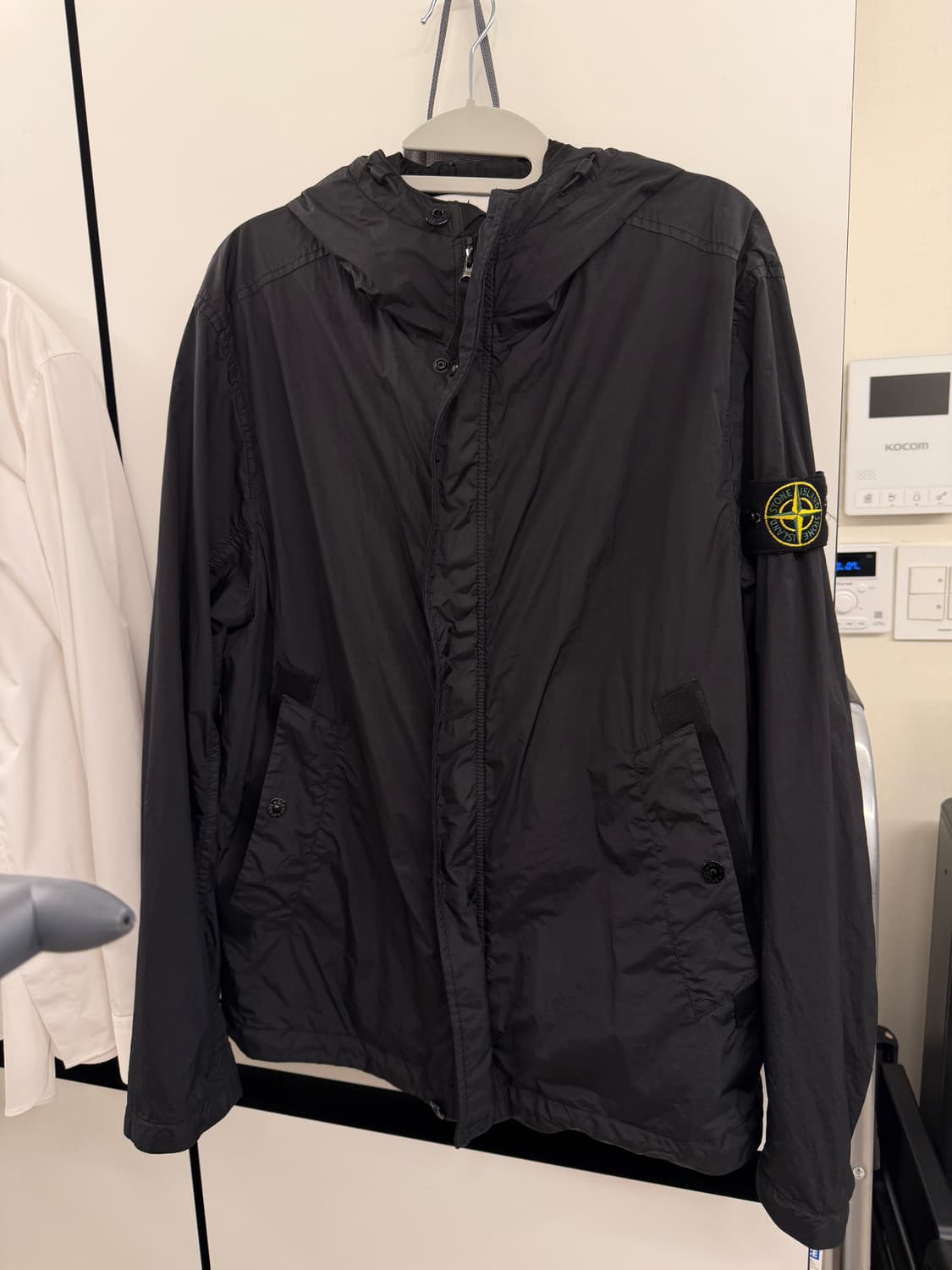 스톤아일랜드 크링클랩스 25ss 후드 자켓 바람막이 상품이미지1