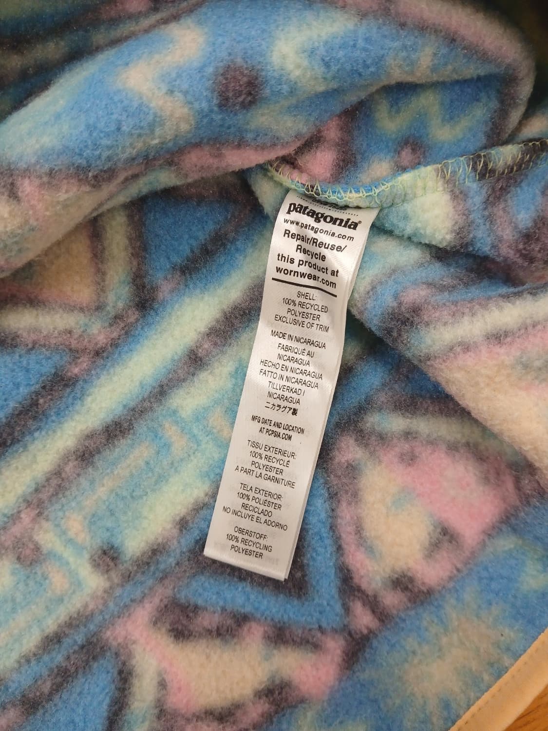 10s 파타고니아 신칠라 스냅-T 아즈텍 패턴 상품이미지4