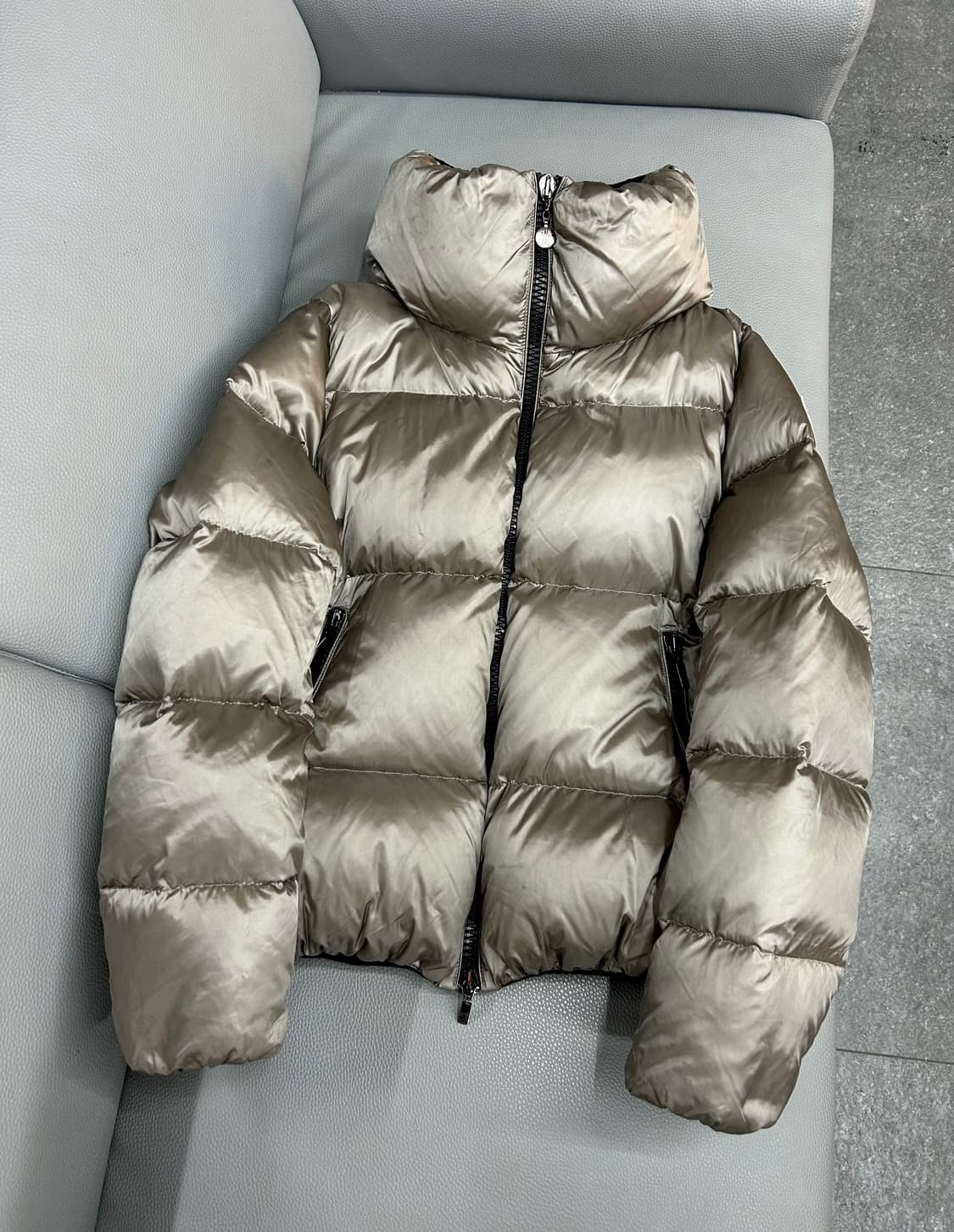 몽클레어 유광 헤비 패딩(4) 상품이미지2