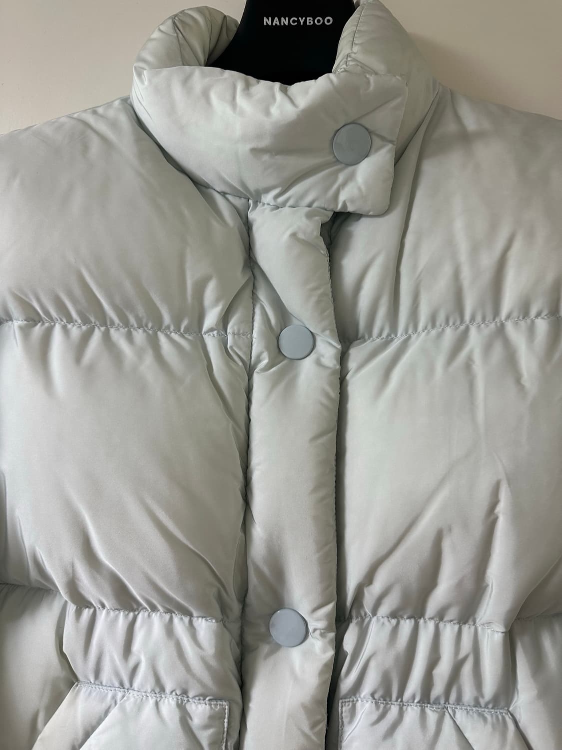 프라다 다운 숏패딩 상품이미지3