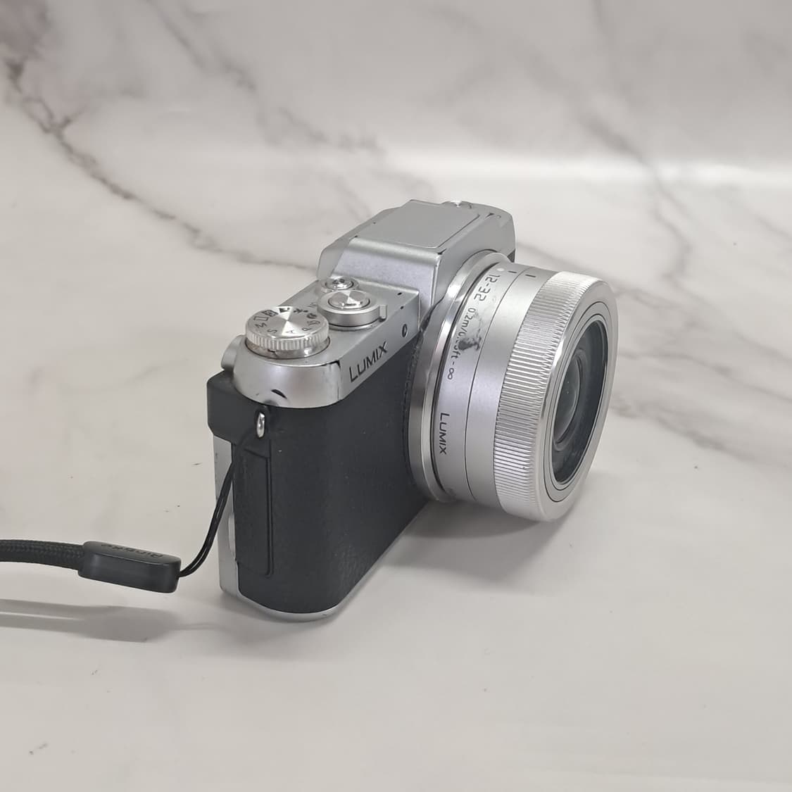 파나소닉 루믹스 Lumix GF8 / 12-32mm 렌즈 상품이미지3