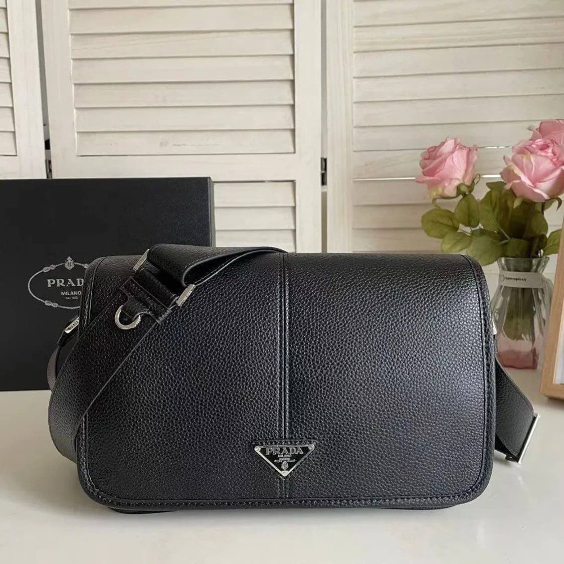 프라다의 가죽 숄더  메신저백
 상품이미지2