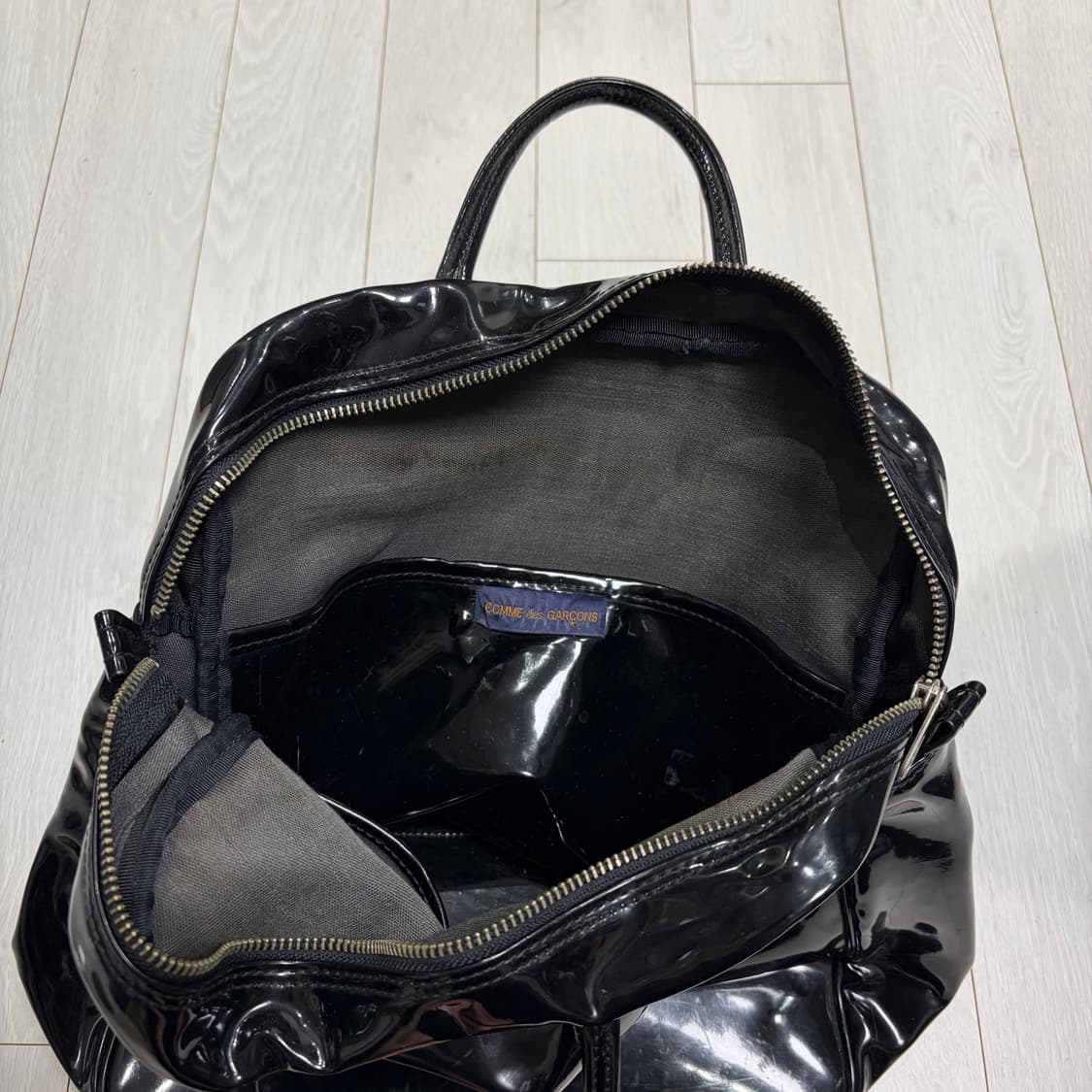 꼼데가르송 애나멜 토트백 상품이미지10