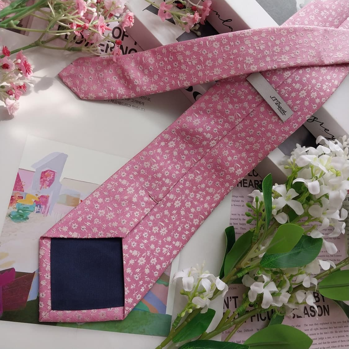 에스.티. 듀퐁 핑크 플라워 패턴 넥타이 8.5cm A+등급 K2442
 상품이미지5