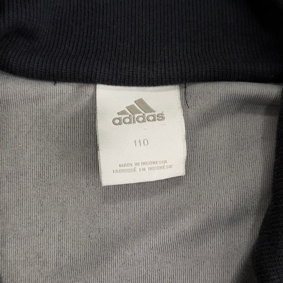 Adidas 아디디스 스펠아웃로고 차콜 벨벳 져지 상품이미지5