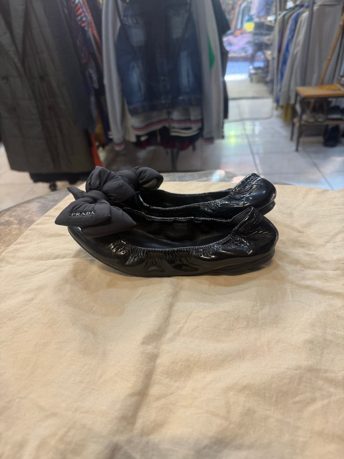 35/230 정품 프라다 리본 플렛슈즈 팝니다 상품이미지4