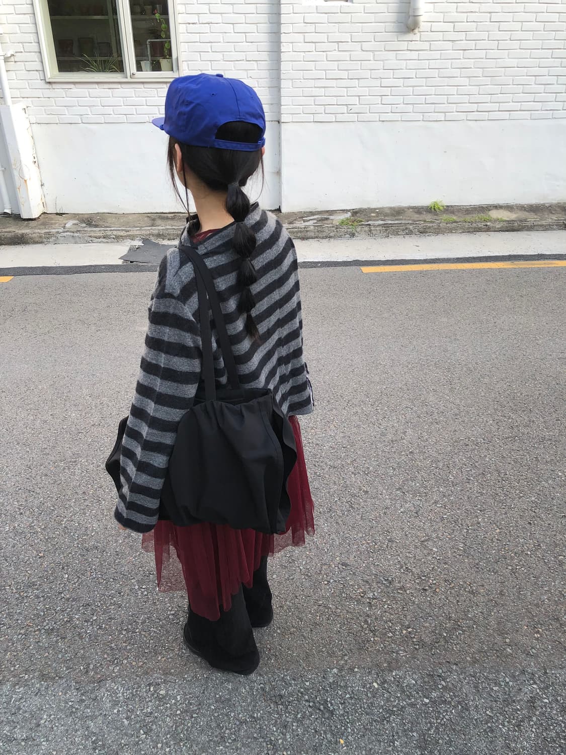STRIPE UNBALANCE CARDIGAN 상품이미지1