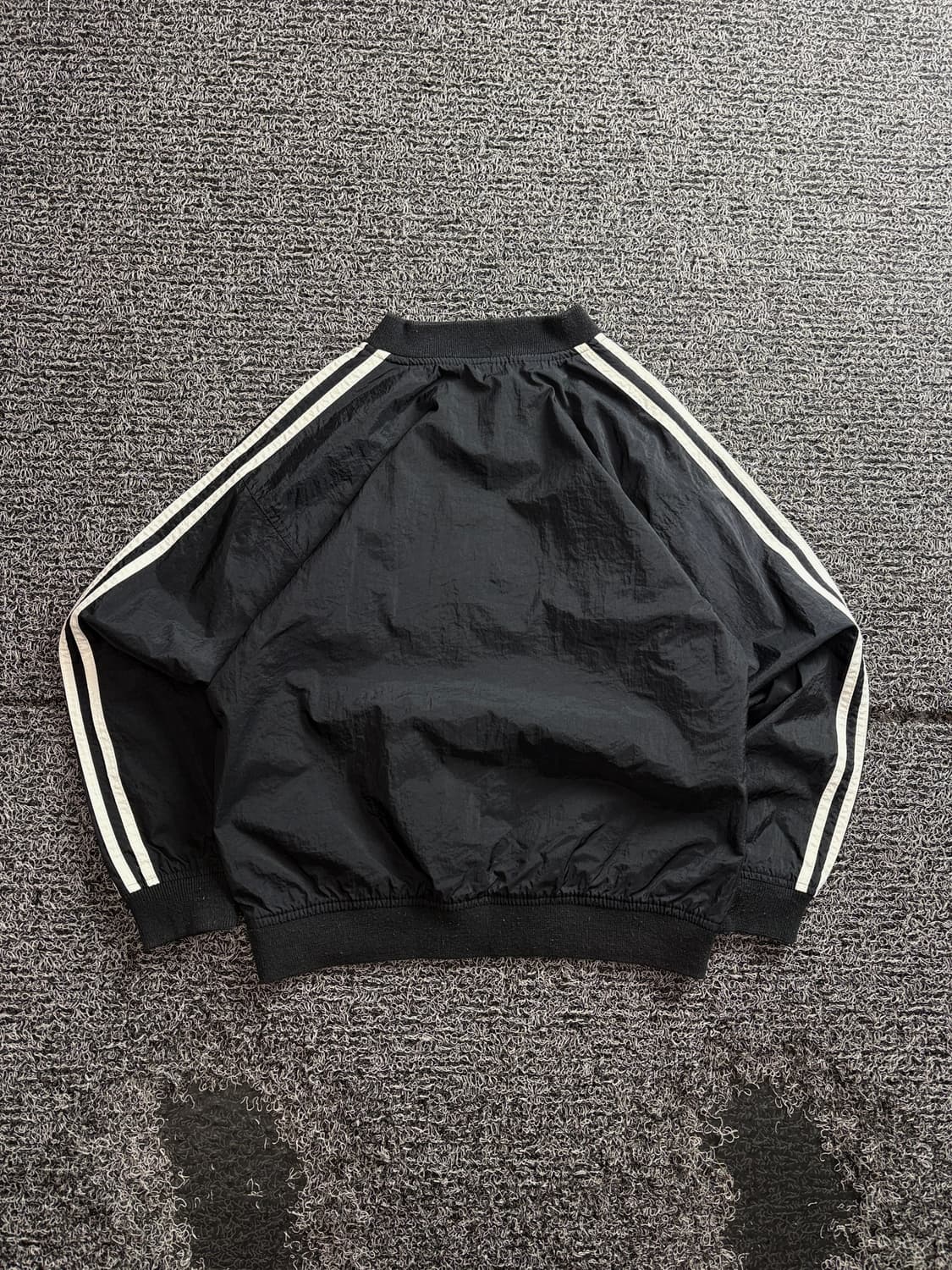 90s 아디다스 올드스쿨 빅로고 나일론 쉘 웜업 3499 상품이미지4