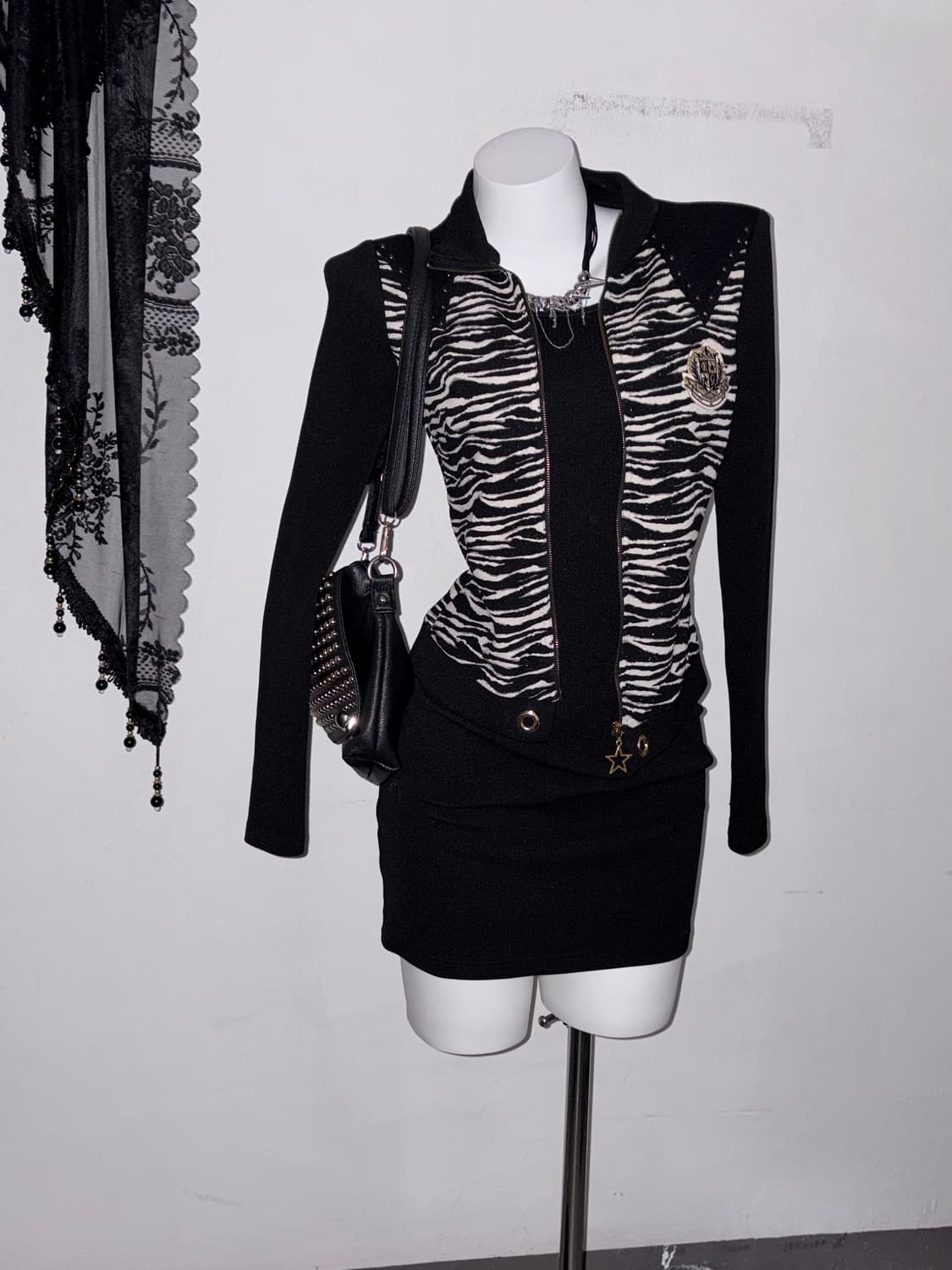 Egoist 에고이스트 00s 락스타 오네갸루 지브라 슬림핏 원피스 상품이미지5