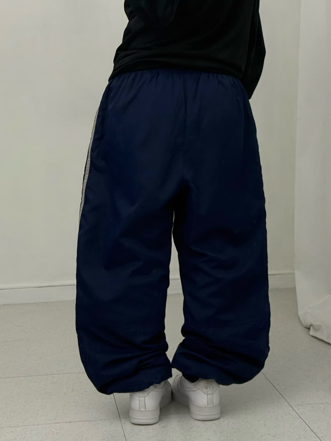 아디다스 네이비 누빔 조거팬츠 상품이미지4