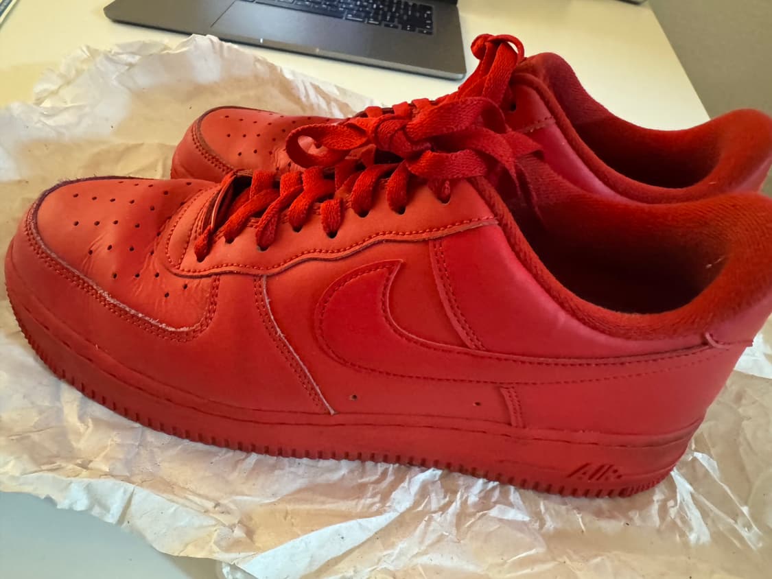 나이키 에어포스 1 '07 LV8 로우 트리플 레드 280 상품이미지3