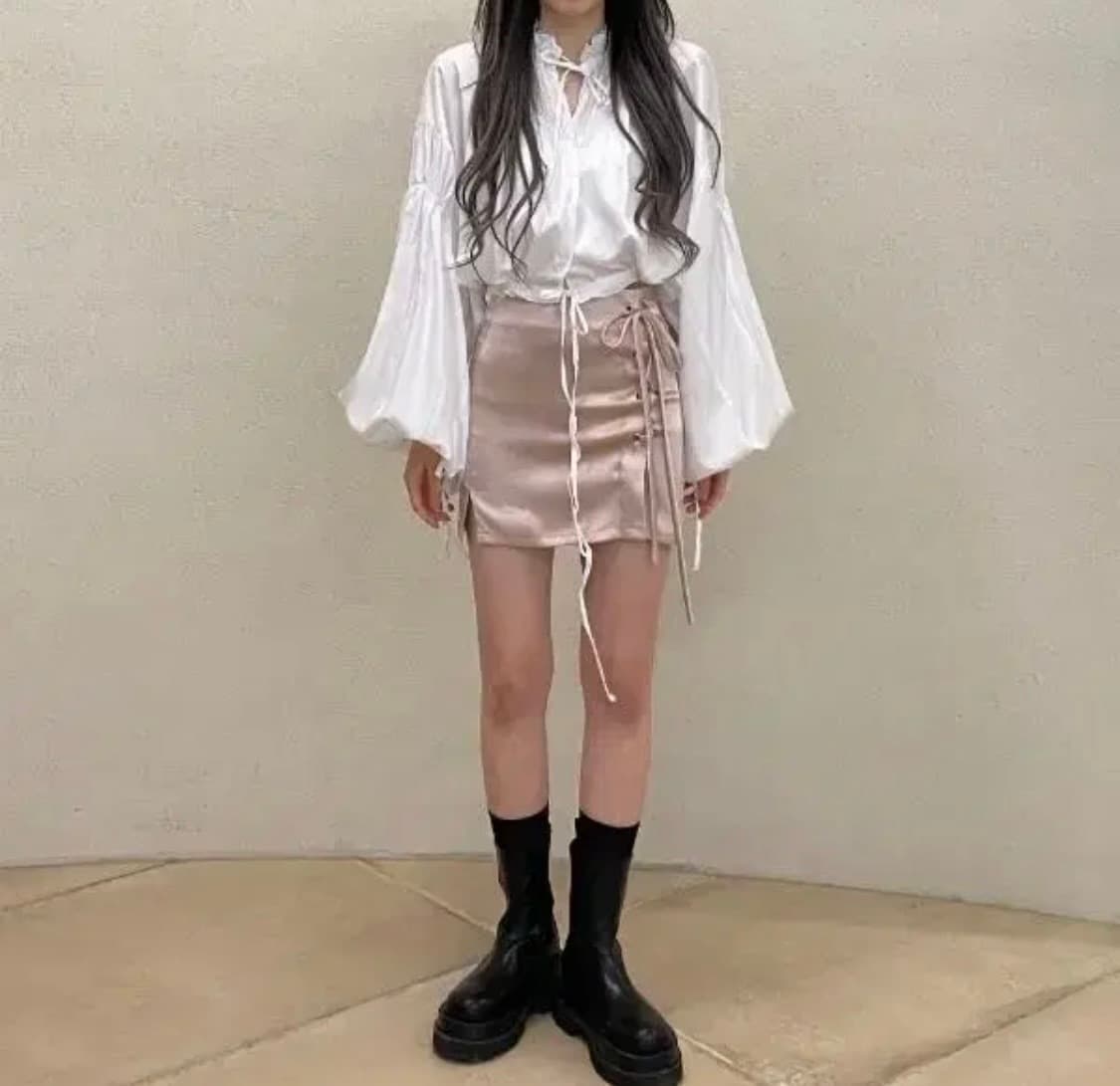 라뇨 체리퀴리 블라우스 + 아일렛 스커트 셋업  상품이미지1