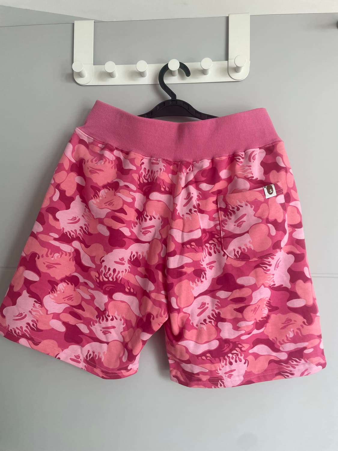 베이프 반바지 팔아요 상품이미지2