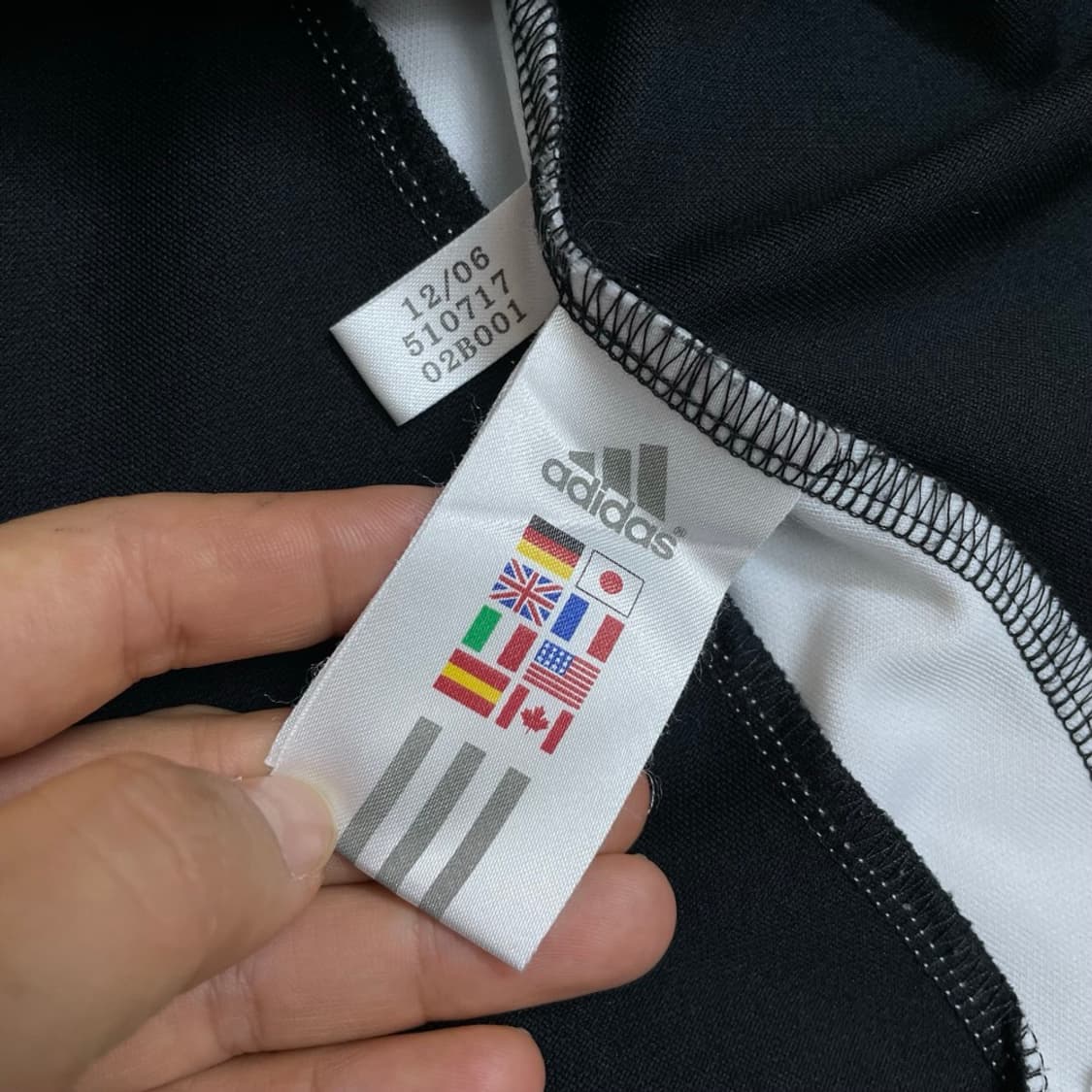 아디다스 Adidas 블랙 올드스쿨 기능성 반팔 카라티 XL 상품이미지3