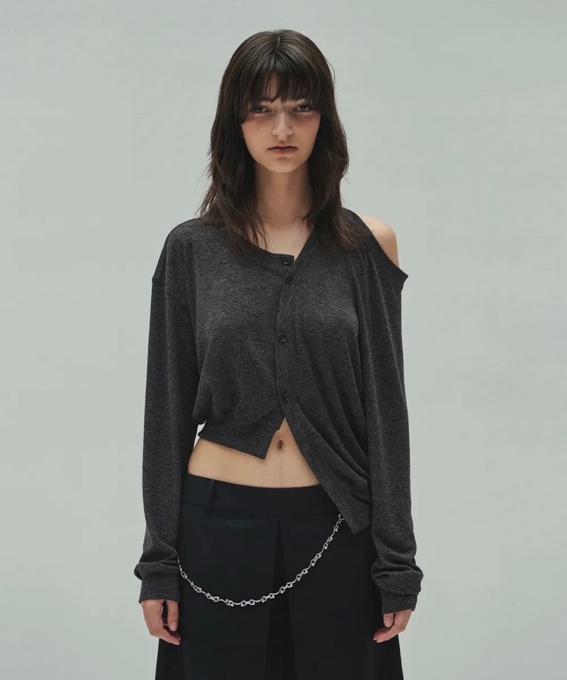 다이애그널 언발란스 홀 슬리브 티 상품이미지1