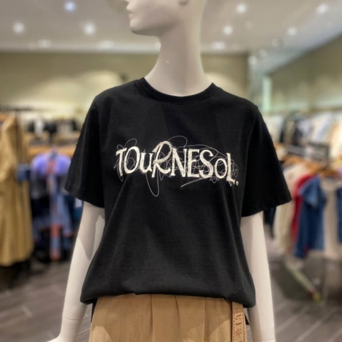 오즈세컨 23 그래픽 비딩 반팔 티셔츠 상품이미지1