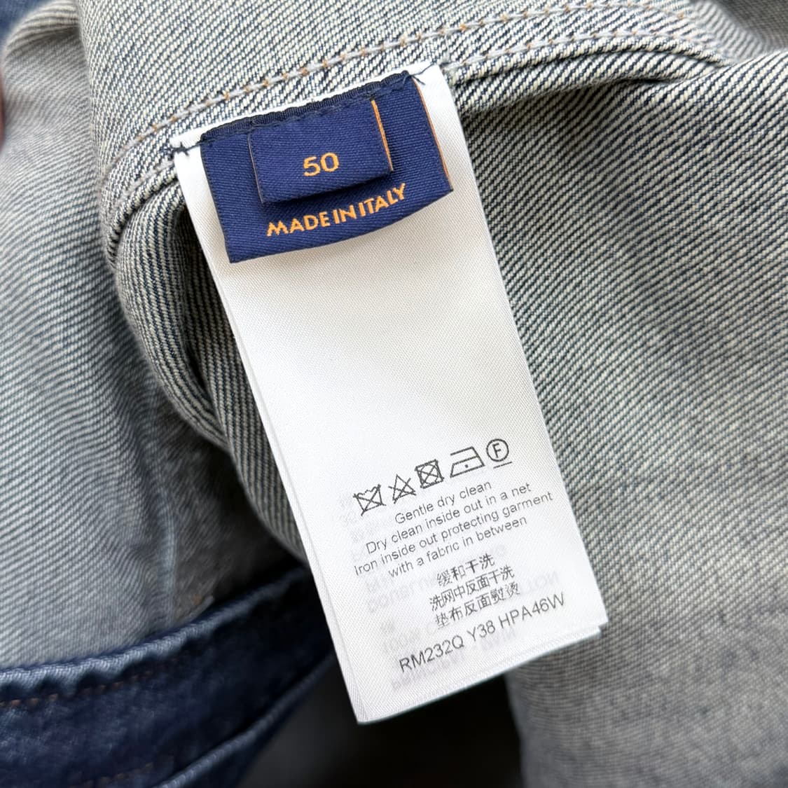 [S+급/50] 루이비통 모노그램 카펜터 워싱 데님 자켓 풀구성 상품이미지6