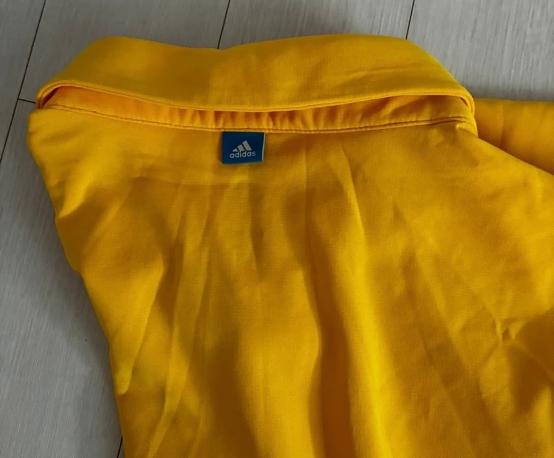 Adidas 반팔티 상품이미지4