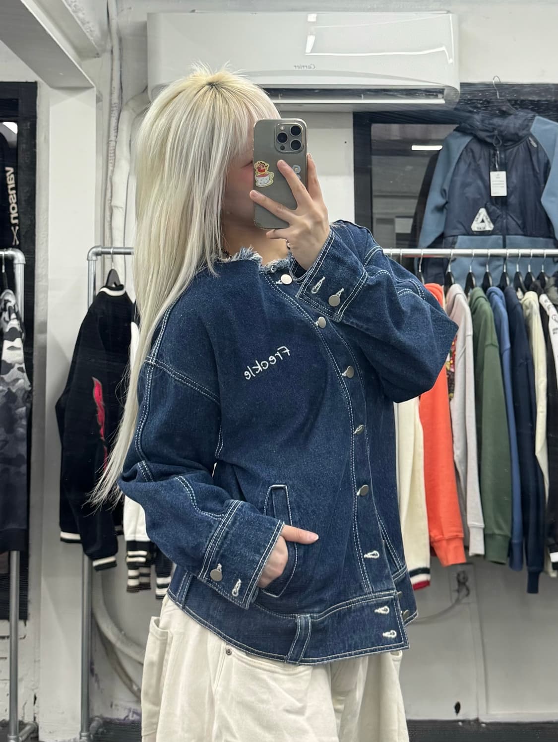 아더에러 넥리스 빅로고 데님자켓 상품이미지1