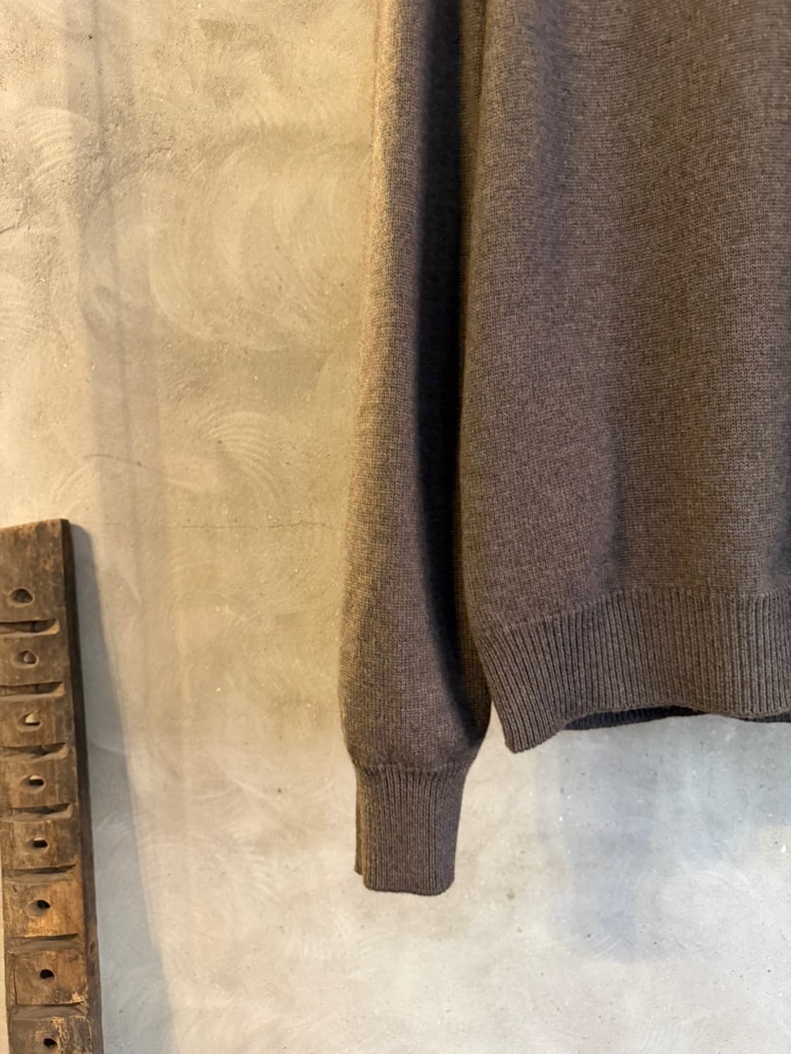 까날리 스웨이드 패치 니트 100 상품이미지5