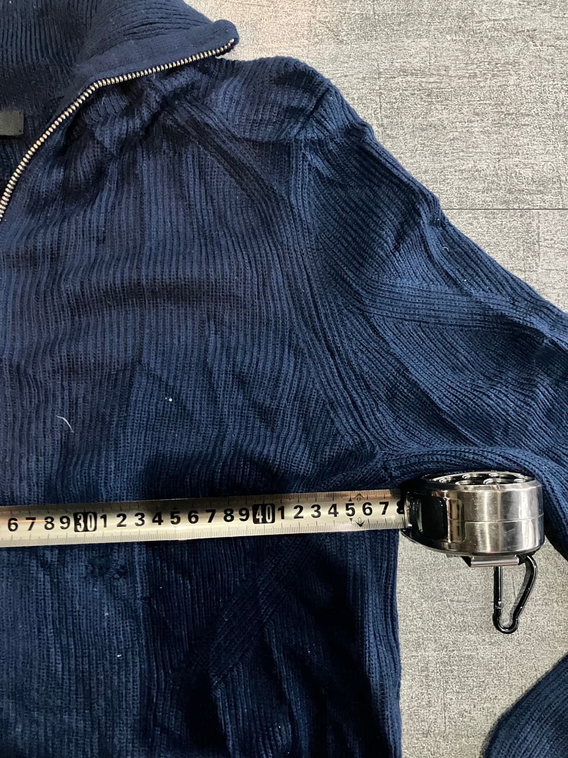 Theory 띠어리 핀터깔 아메카지 니트집업 네이비 상품이미지3