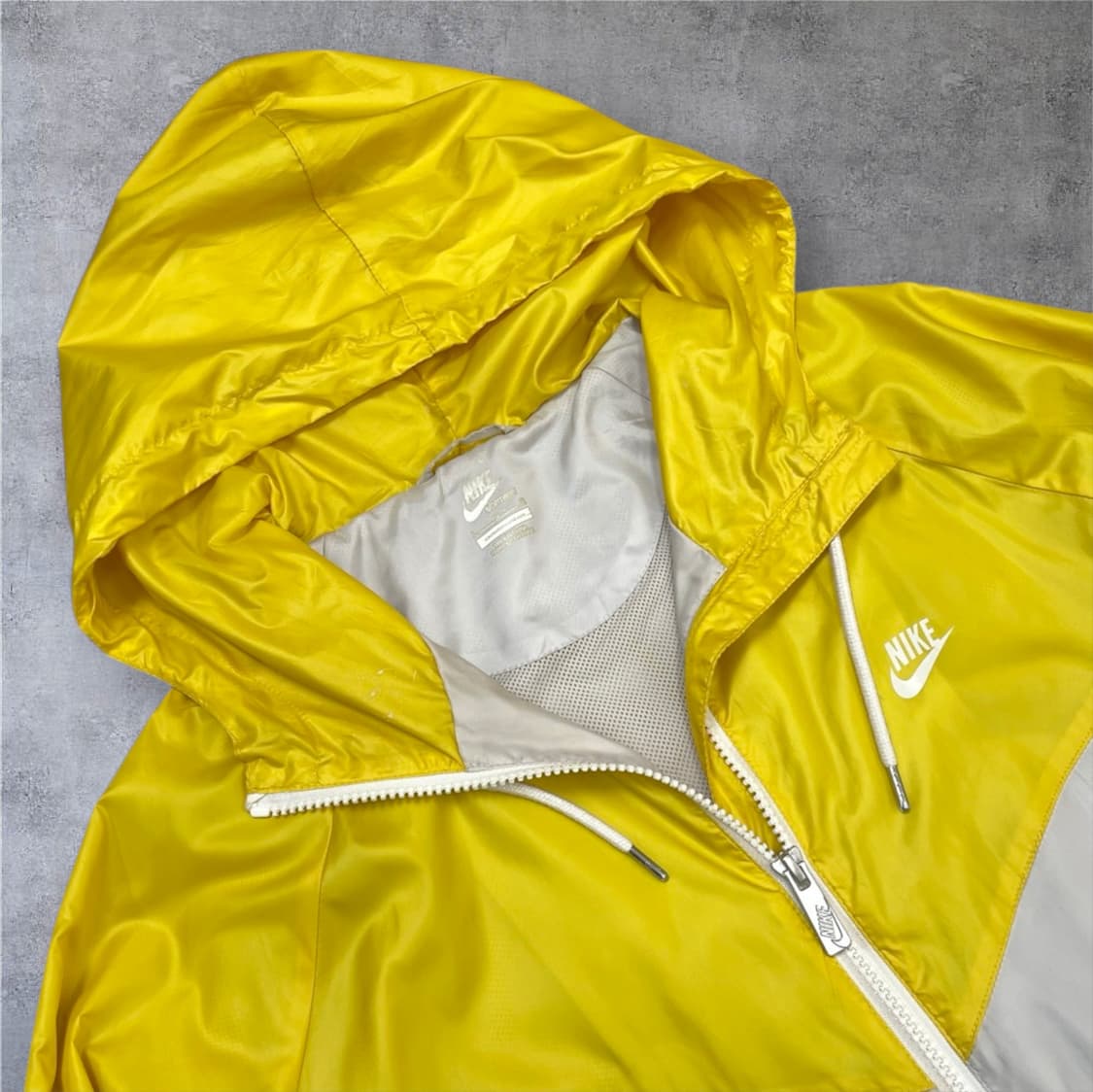 나이키 Nike 옐로우 아이보리 윈드러너 후드 바람막이 L 상품이미지2