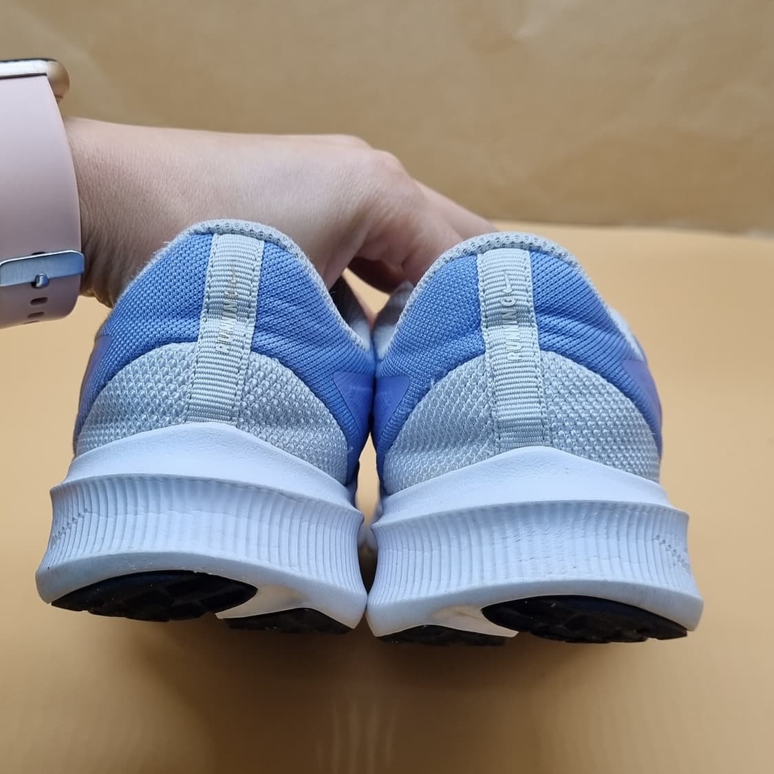 나이키 다운쉬프터. 여성운동화240  상품이미지4