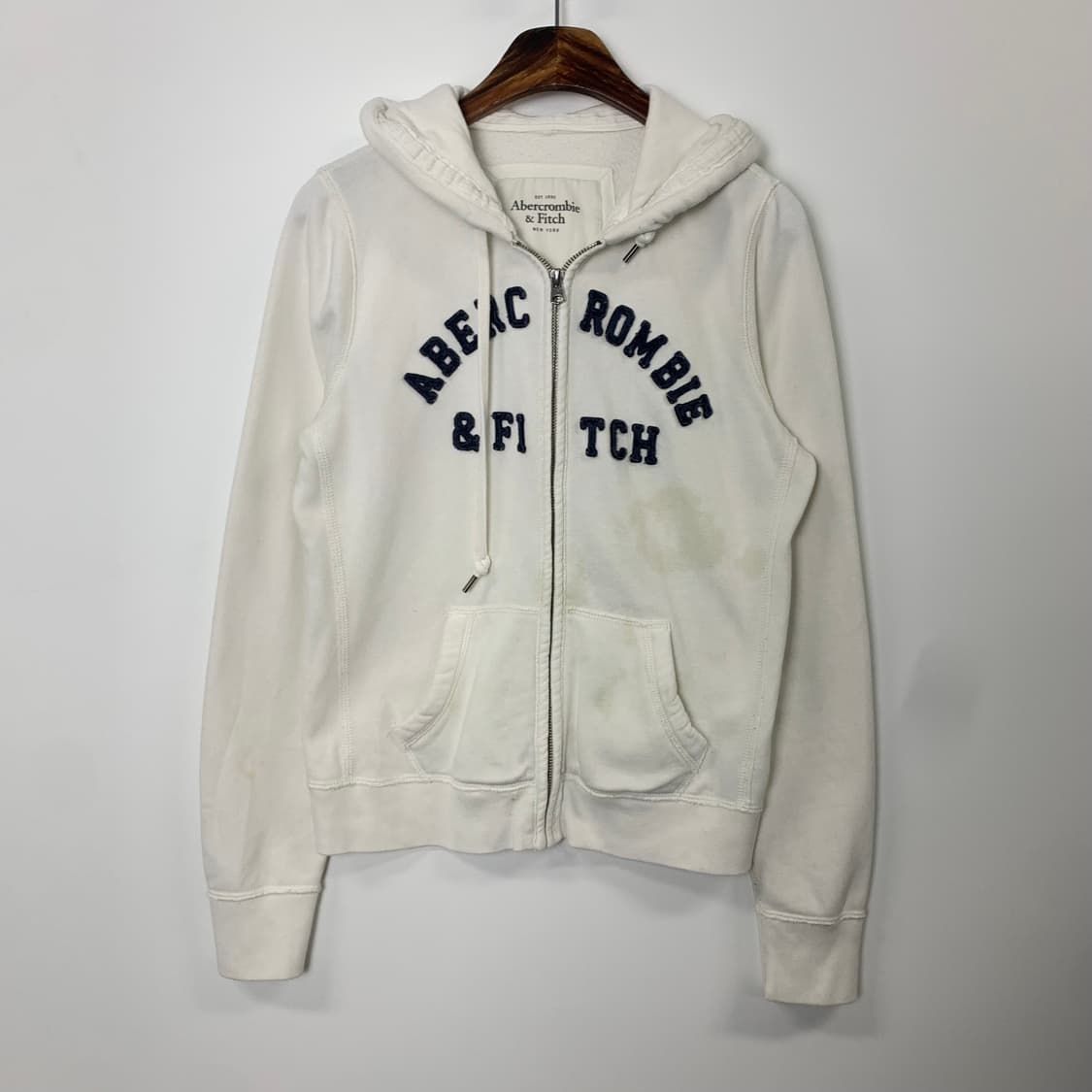 아베크롬비 y2k 와투케 화이트 후드집업 상품이미지2