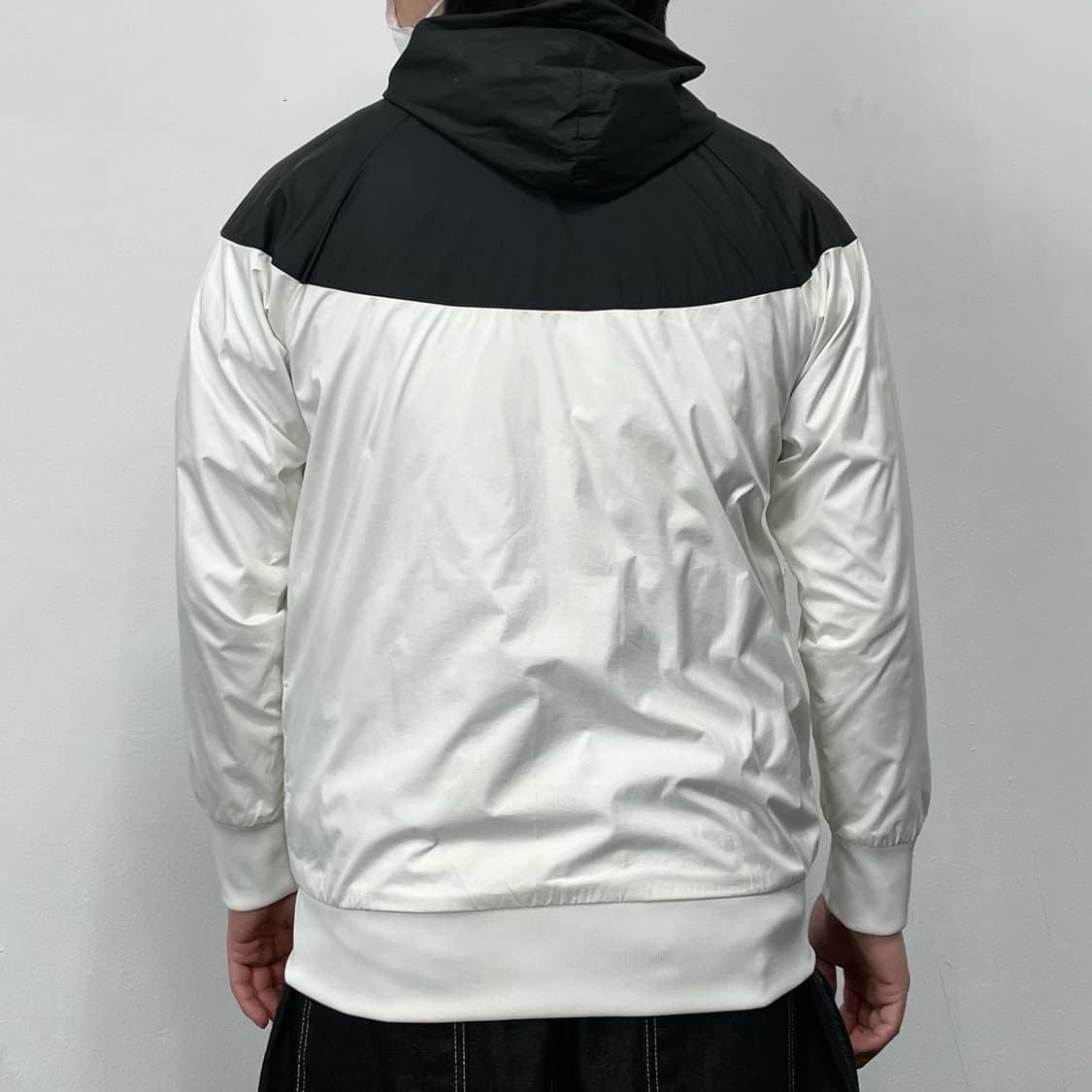 XL 나이키 화이트 윈드러너 바람막이 상품이미지2