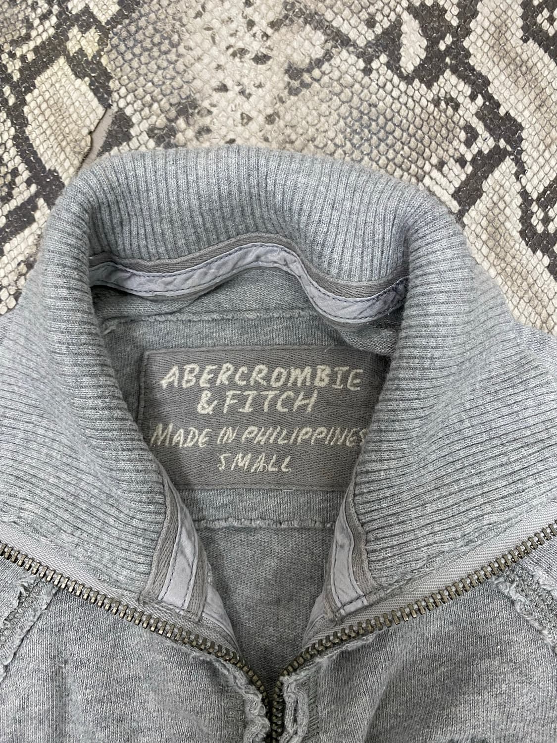 [ABERCROMBIE&FITCH]00’s Crop 2-way Zip U 상품이미지3