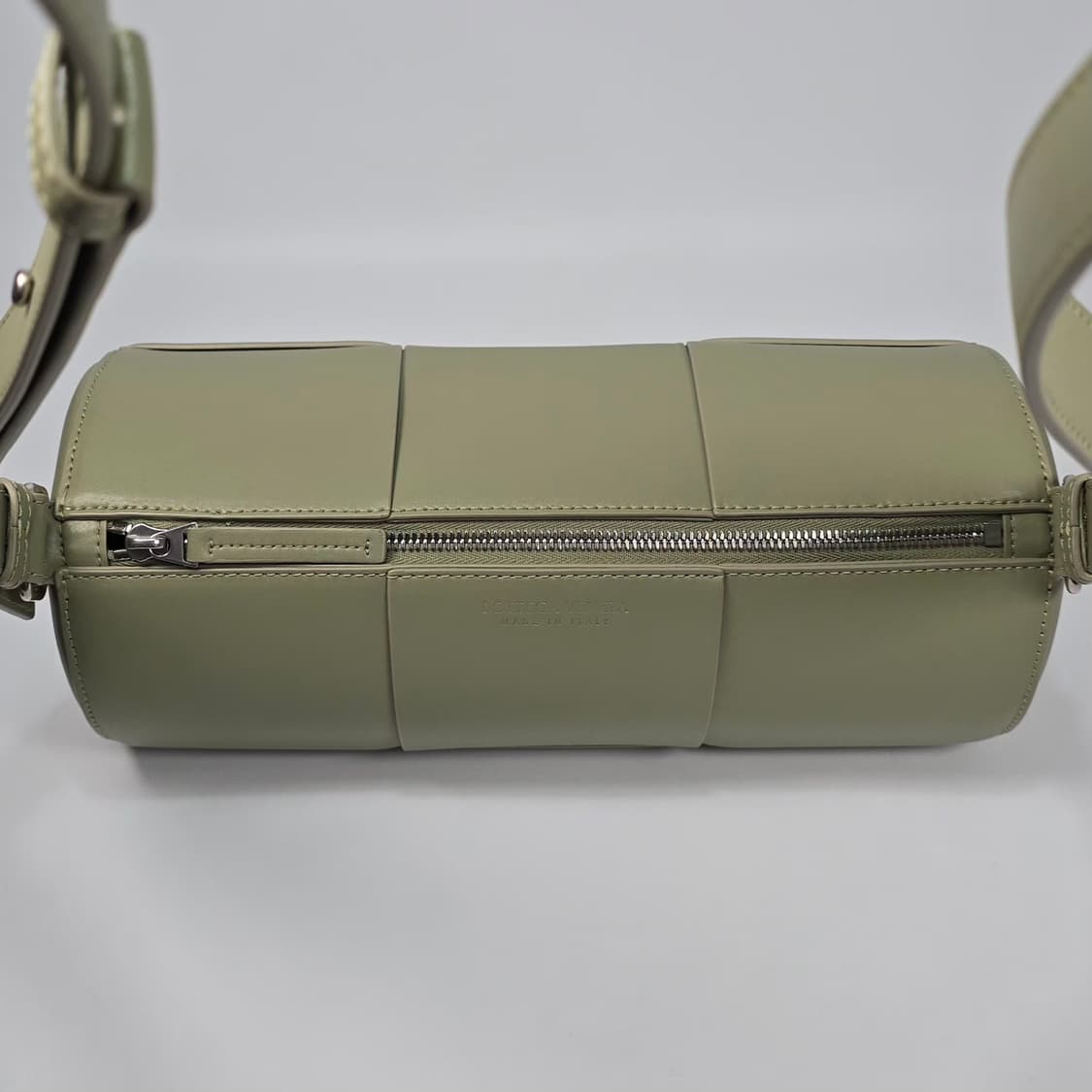 보테가 베네타 미디움 카네트 숄더백  상품이미지7