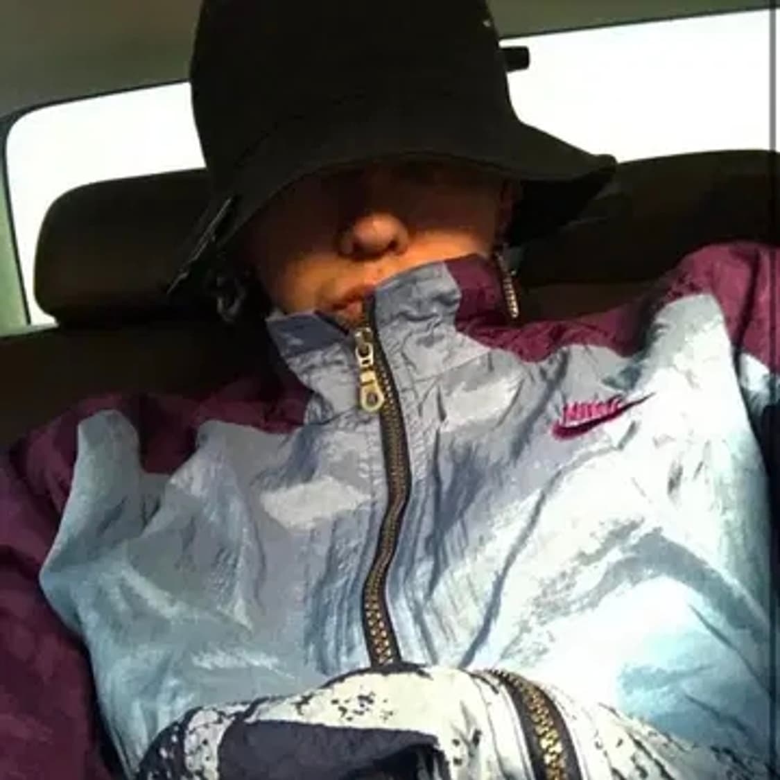 지드래곤 지디 착용 나이키 빈티지 바람막이 상품이미지1