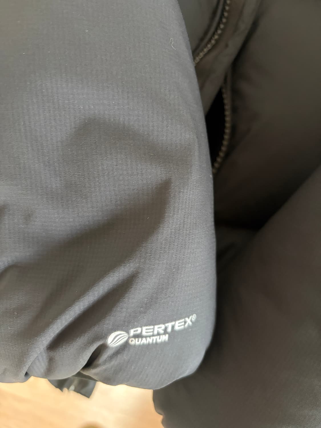 팔라스 퍼텍스 매트 바라클라바 푸파 블랙 - 23FW L 상품이미지4