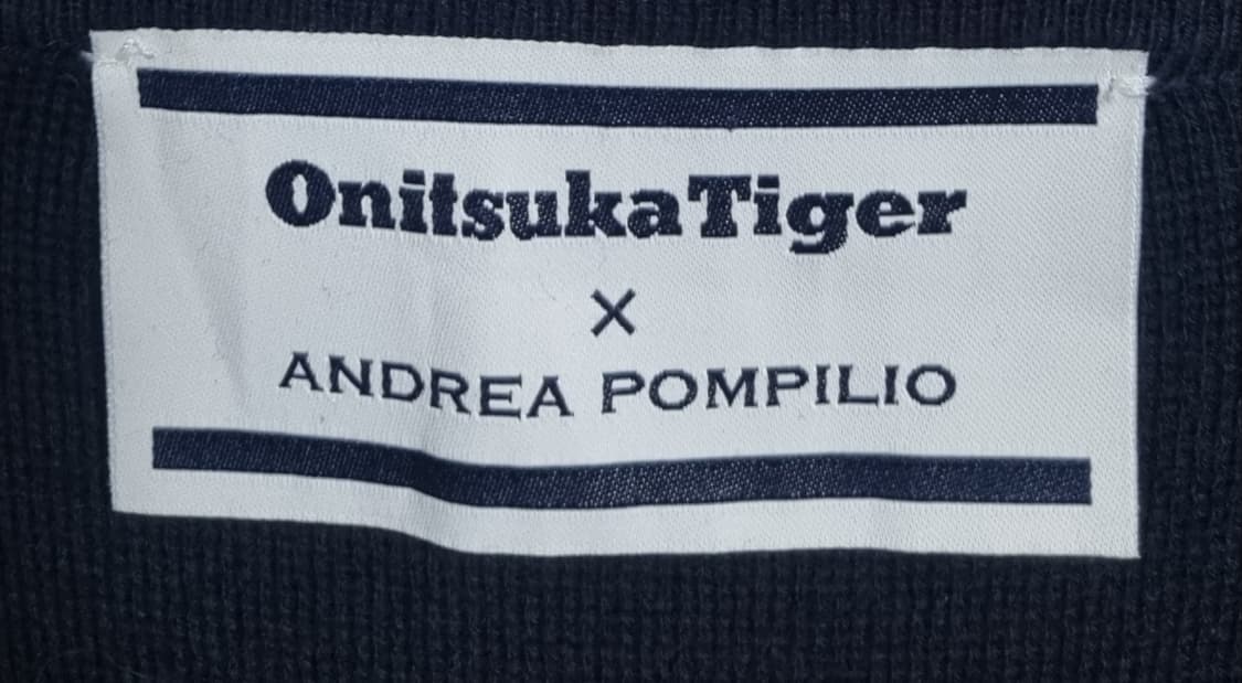 오버핏 M ) 오니츠카타이거 X 안드레아폼필리오 블랙 니트 원피스 상품이미지4