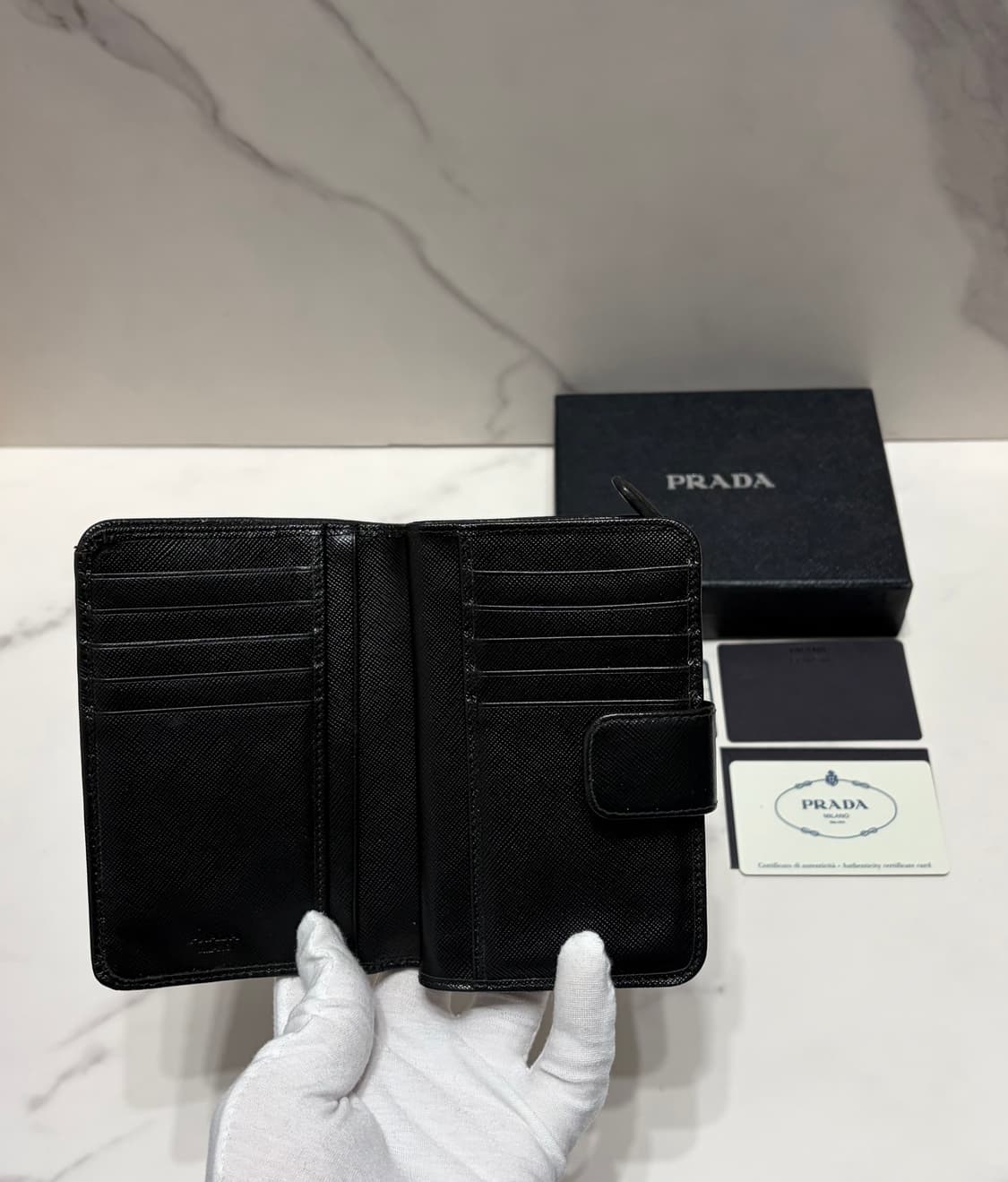 [정품] 프라다 사피아노 중지갑 블랙 백화점 풀구성 상품이미지3