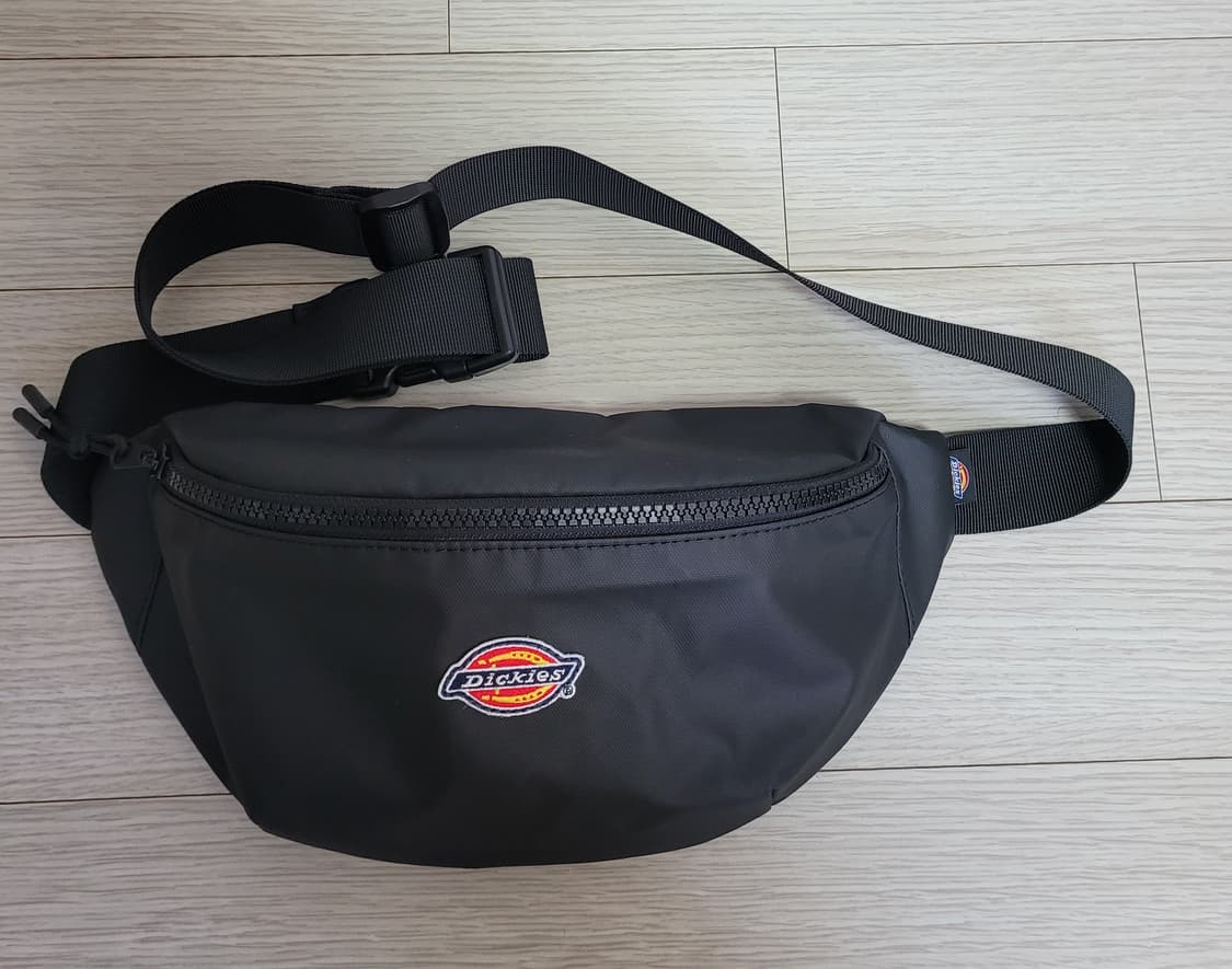 디키즈 로고 웨이스트 백 BLACK 상품이미지1