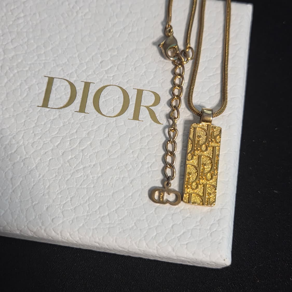 디올 트로터 목걸이 금장  상품이미지3
