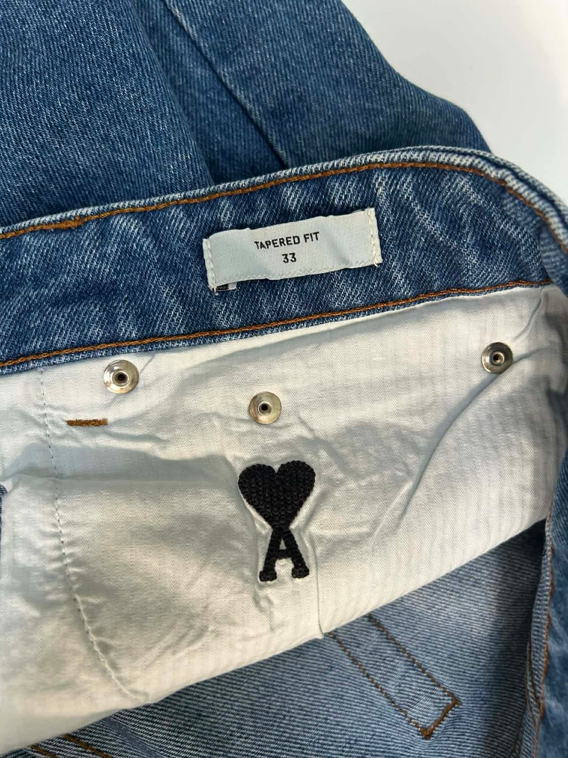 [33] Ami 아미 테이퍼드 핏 데님 팬차 상품이미지7