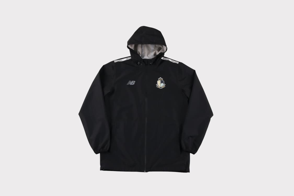 [XL] 뉴발란스 2023 서울이랜드 지급용 레인자켓 상품이미지1