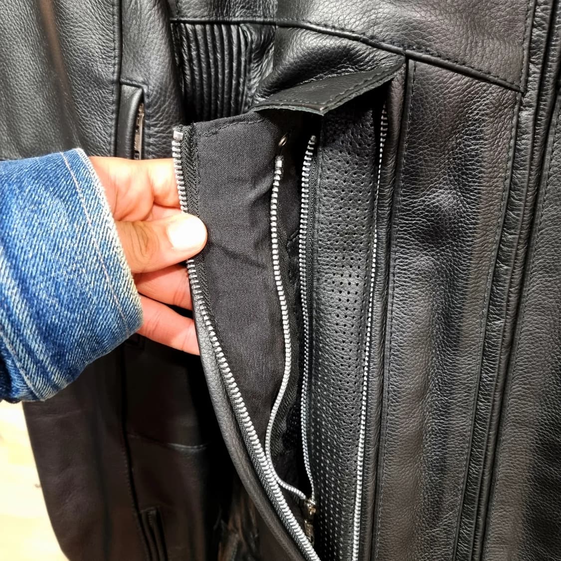 [L] 팔꿈치, 어깨보호 유틸리티 레더 바이커 자켓 상품이미지4