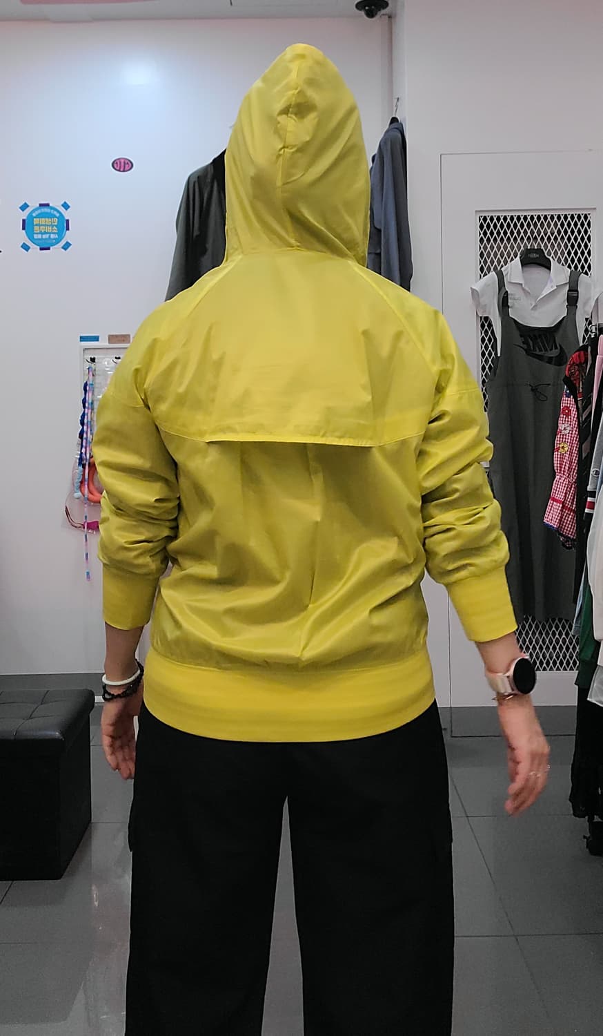 나이키 옐로우 바람막이 자켓  상품이미지3
