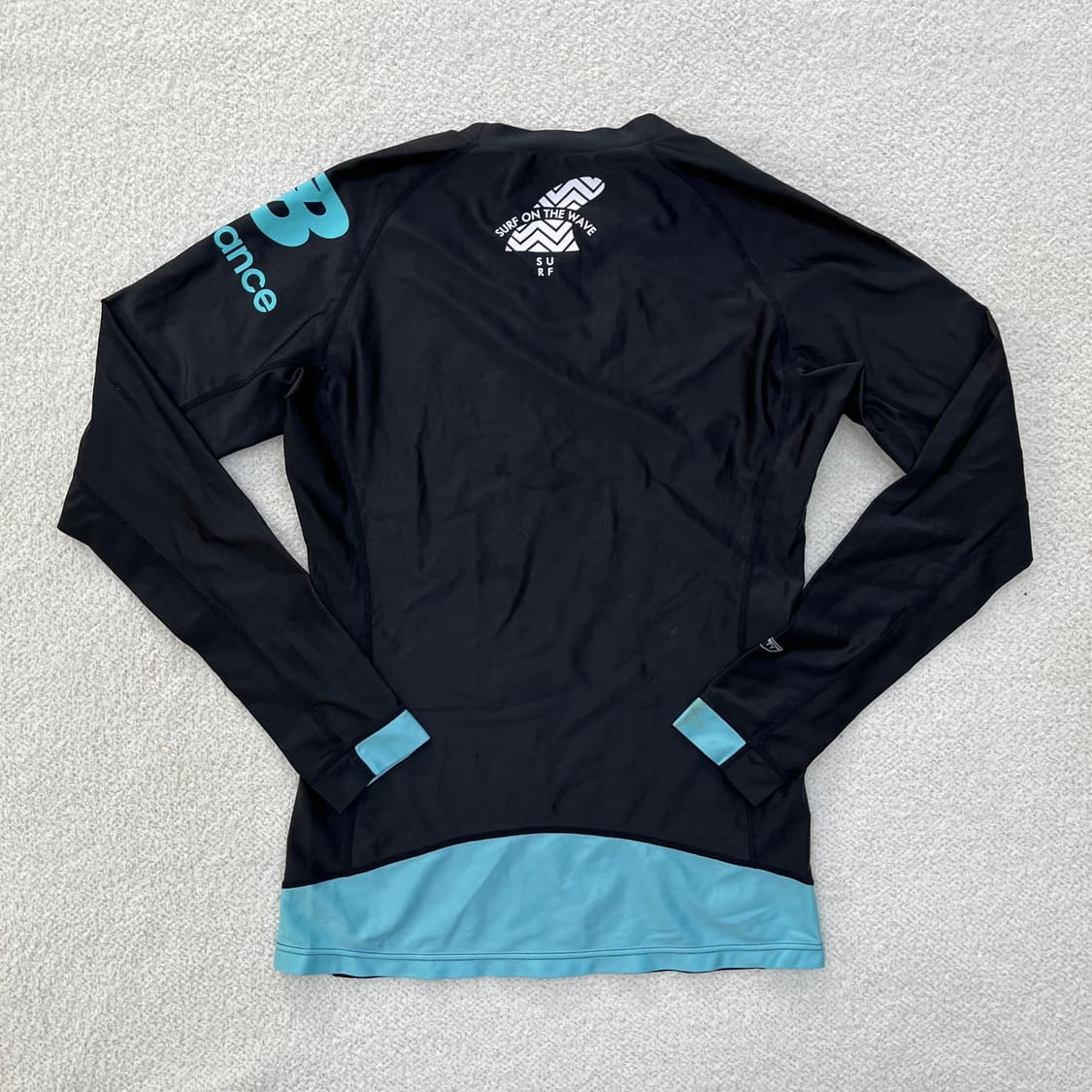 85 뉴발란스 여성 긴팔 래쉬가드 0303M 상품이미지4