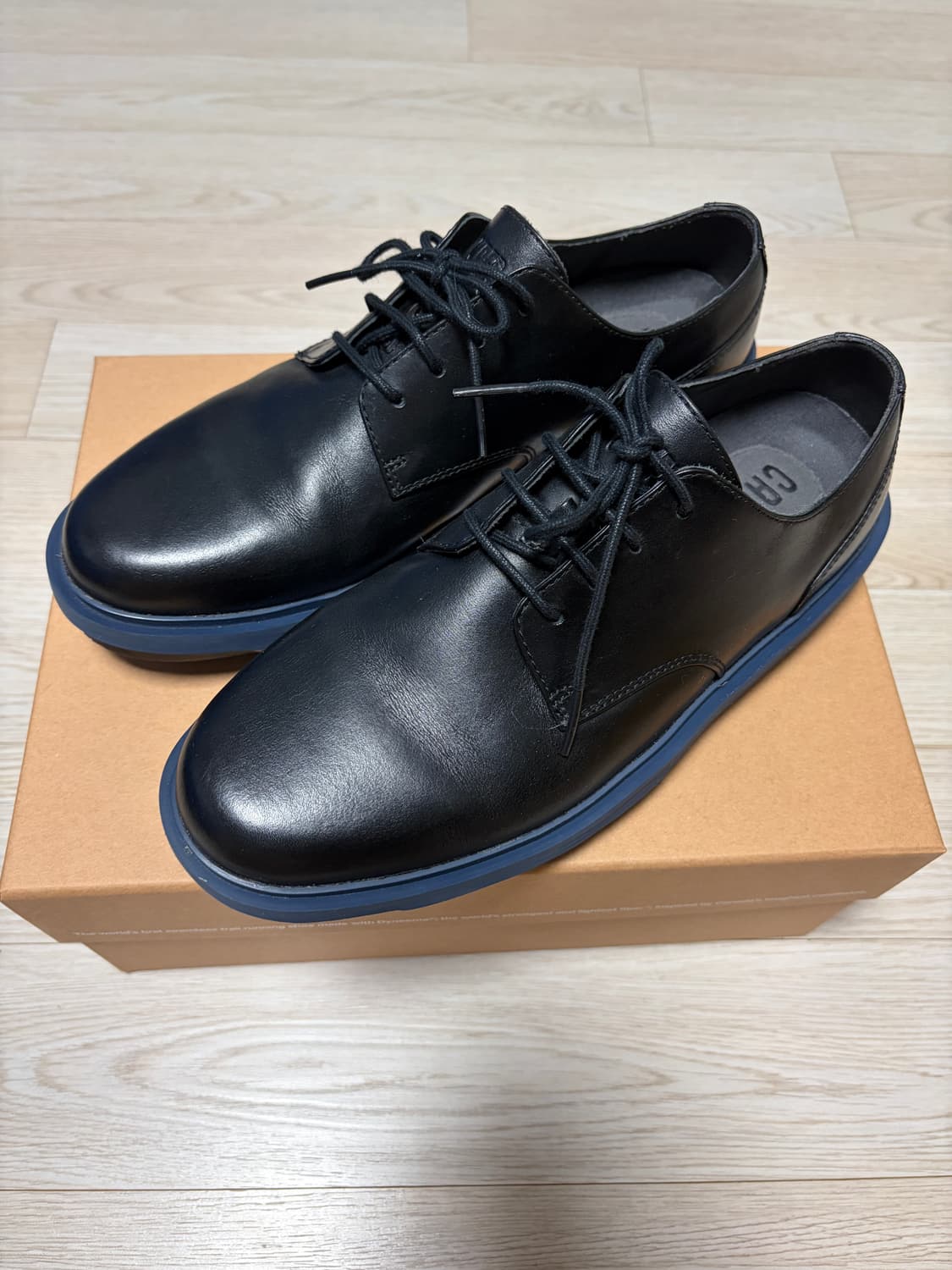 캠퍼 마테오(40사이즈, 2회실착) 상품이미지1