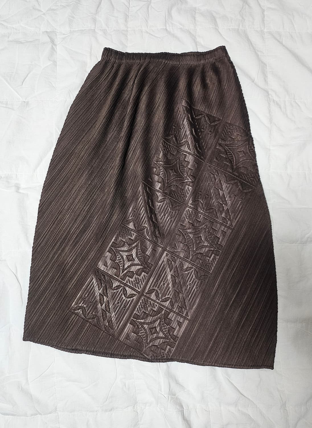 플리츠플리즈 엠보스 스커트 상품이미지2