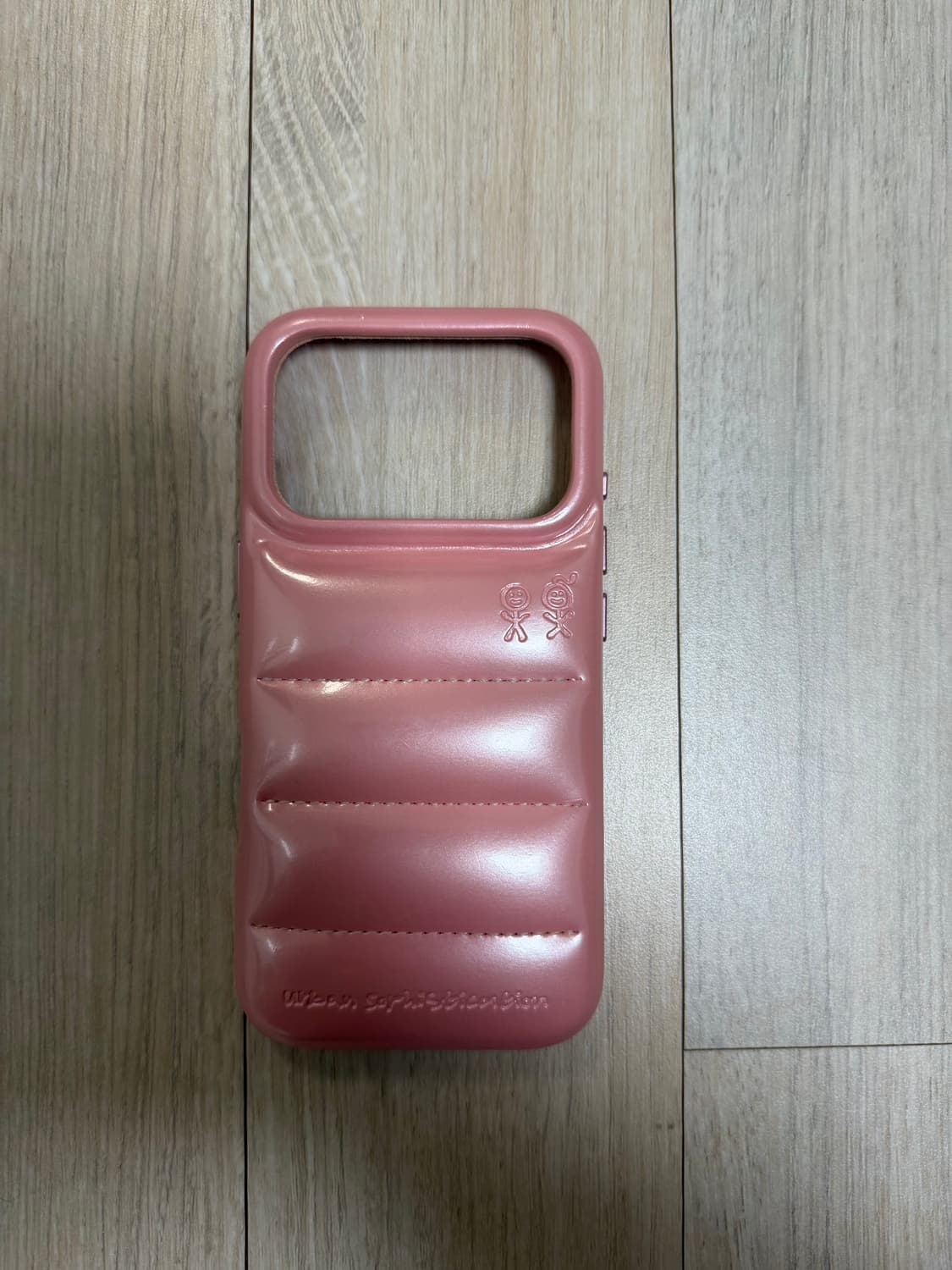 아이폰17프로 어반소피스티케이션 케이스 상품이미지1